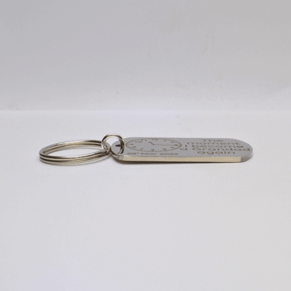 The Pink Pineapple - The moment I became a Grandad again Engraved Keyring